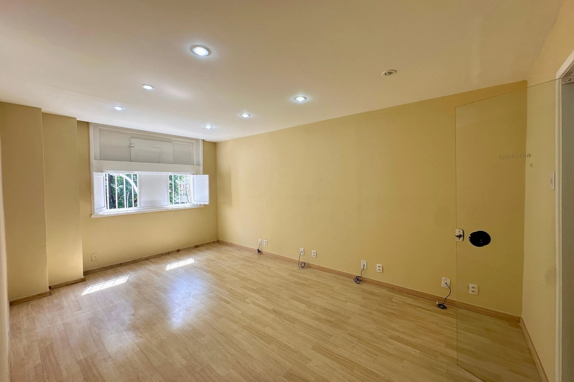 Apartment with 2 bedrooms and air conditioning, no parking — photo 8