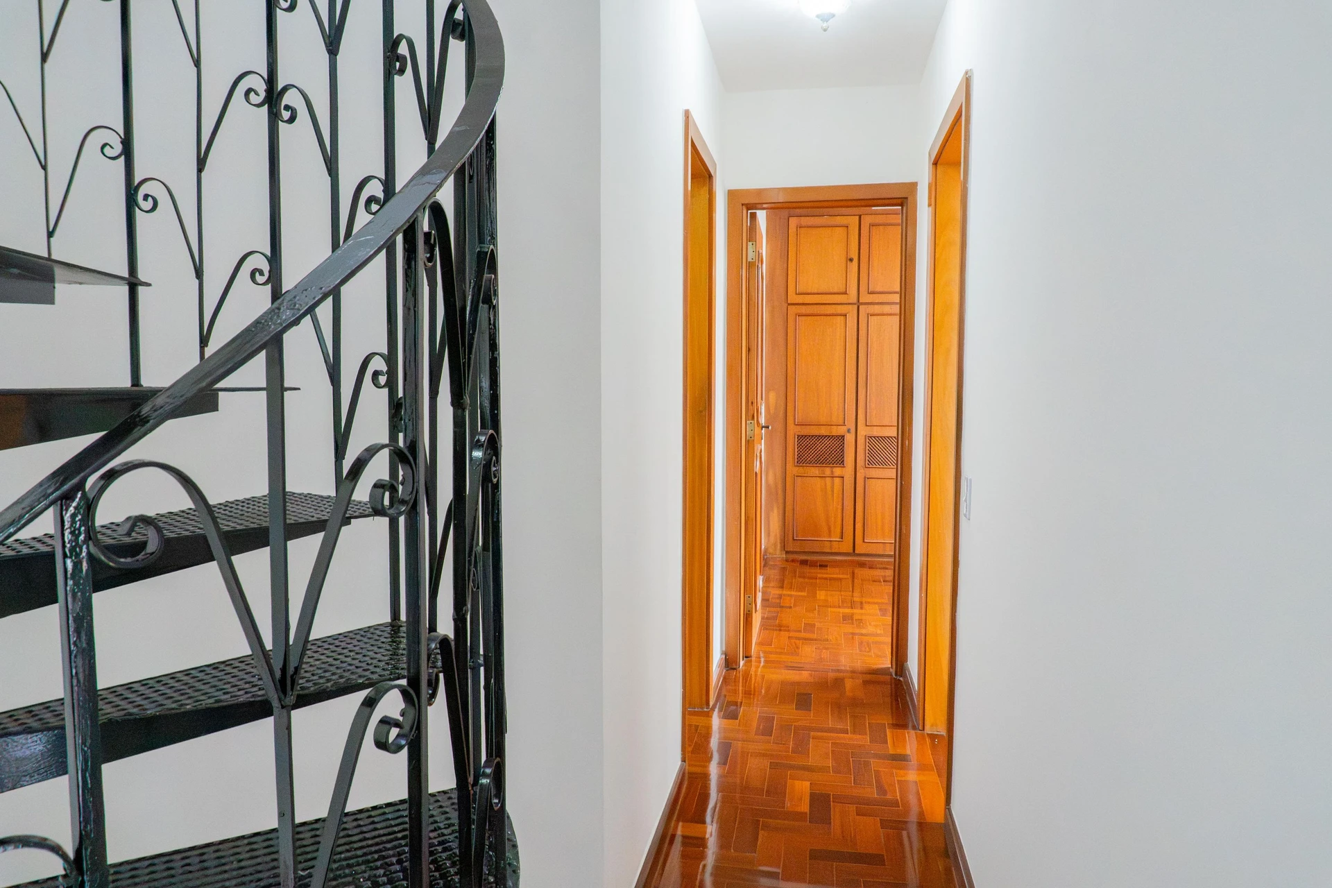 3 quartos e vista para as montanhas: apartamento de 120 m² — photo 33