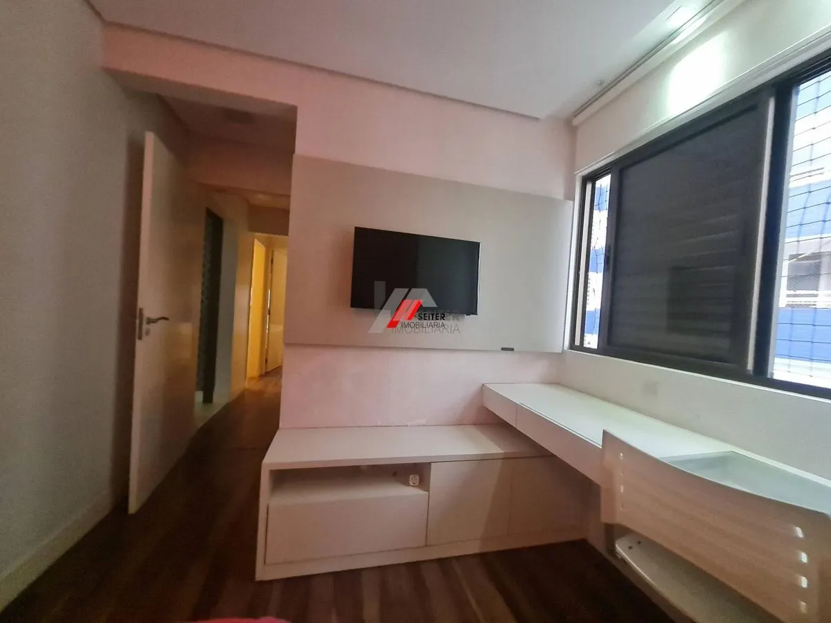 Меблированная квартира 212 м² с застекленным балконом — photo 3
