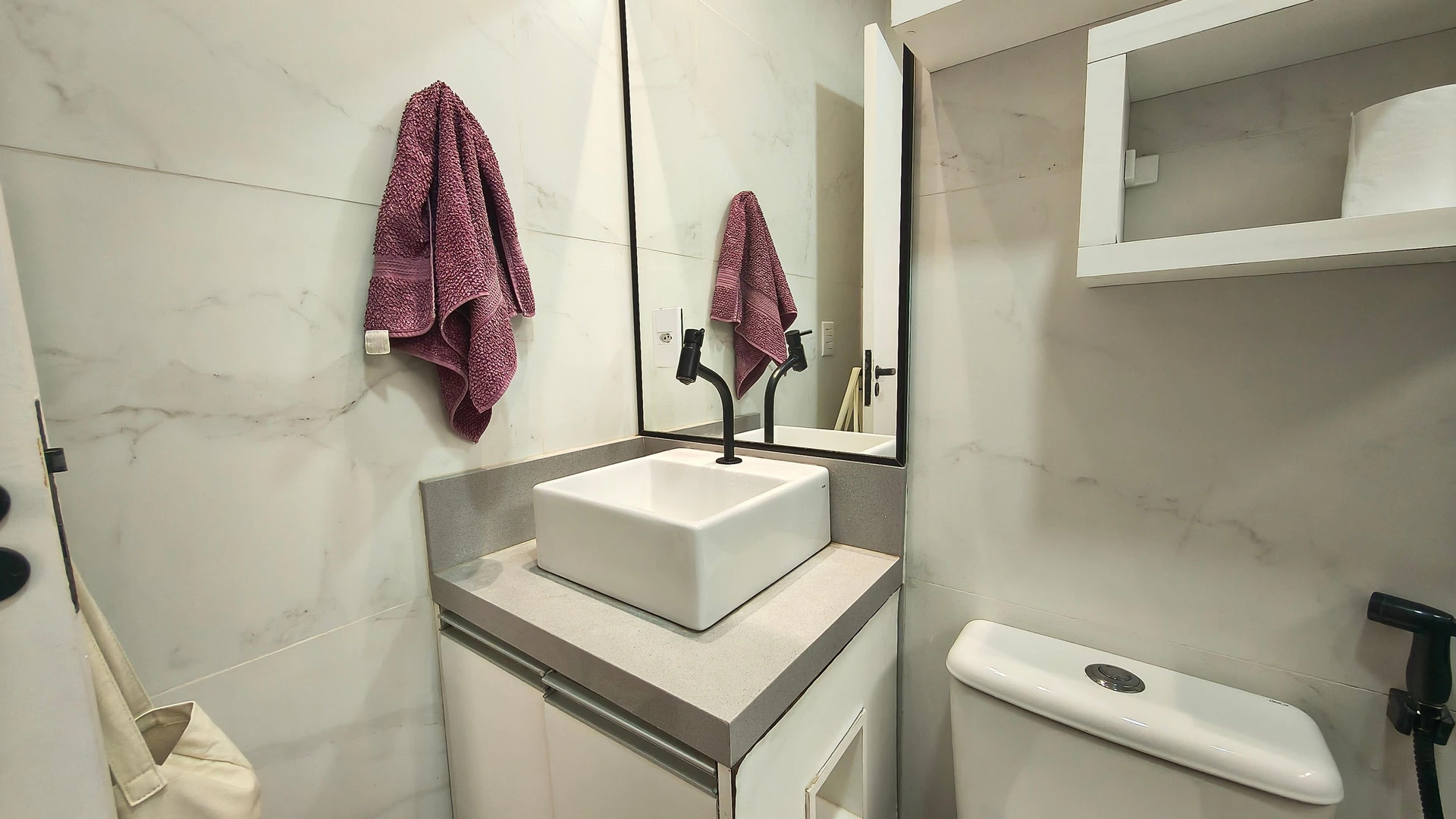 Furnished 3-bedroom house with private garden and 1 parking — photo 38