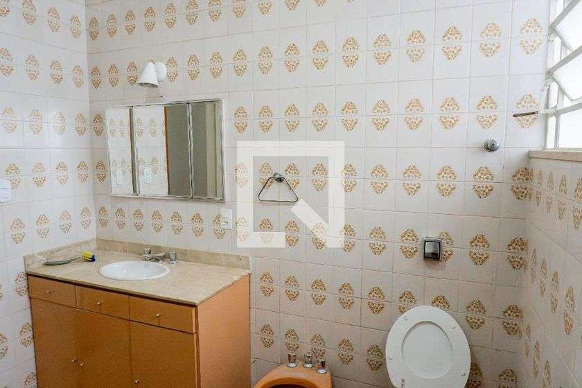 4-bedroom house with private garden and 145 m² — photo 6