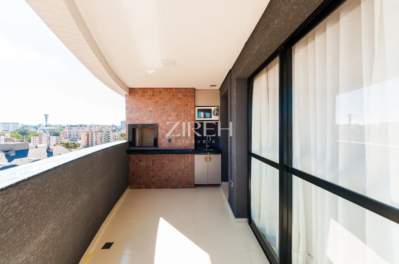 3-bedroom apartment in a building with a gym — photo 14