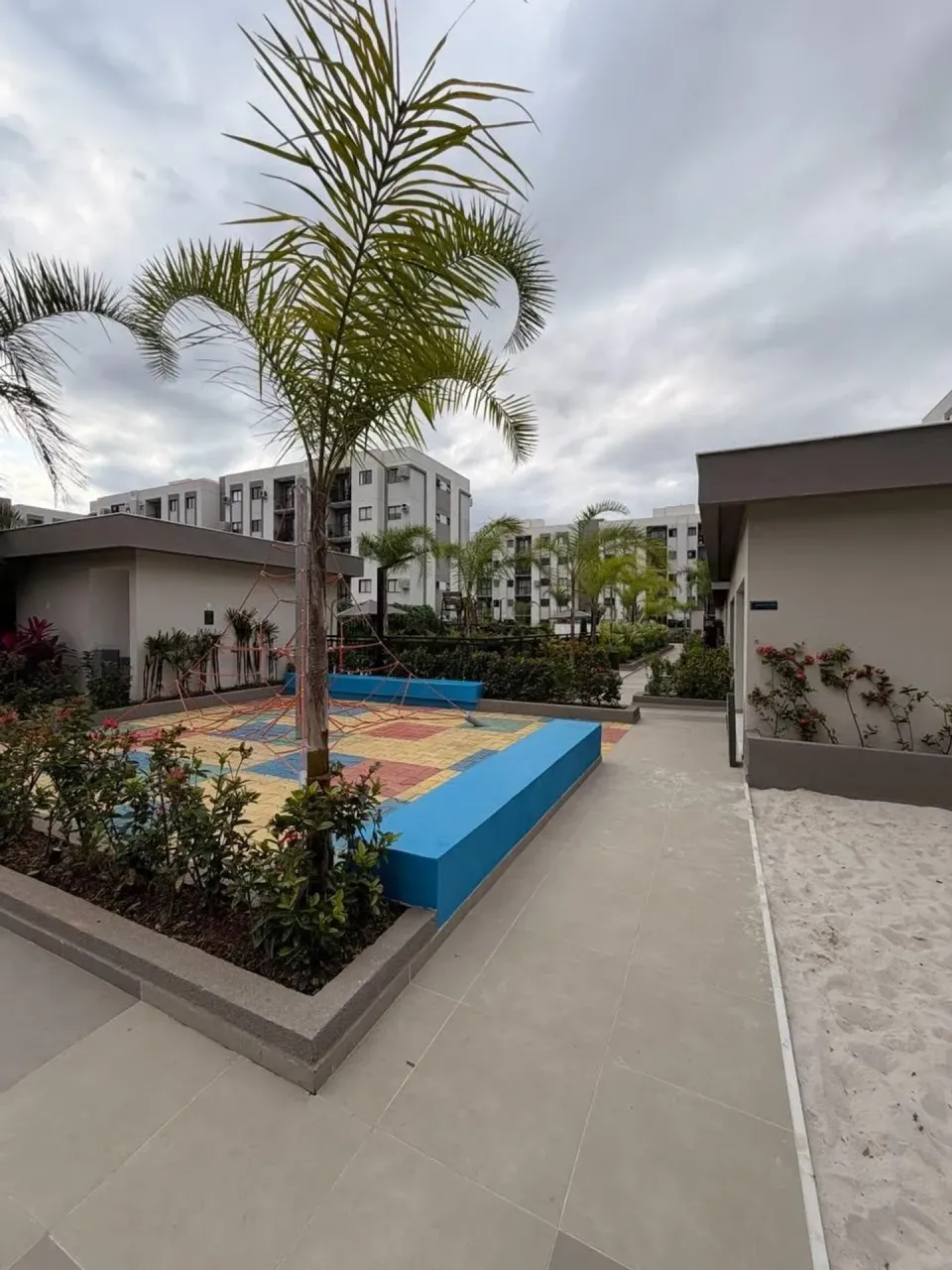 Unfurnished 2-bedroom apartment with 1 bath and pets — photo 38
