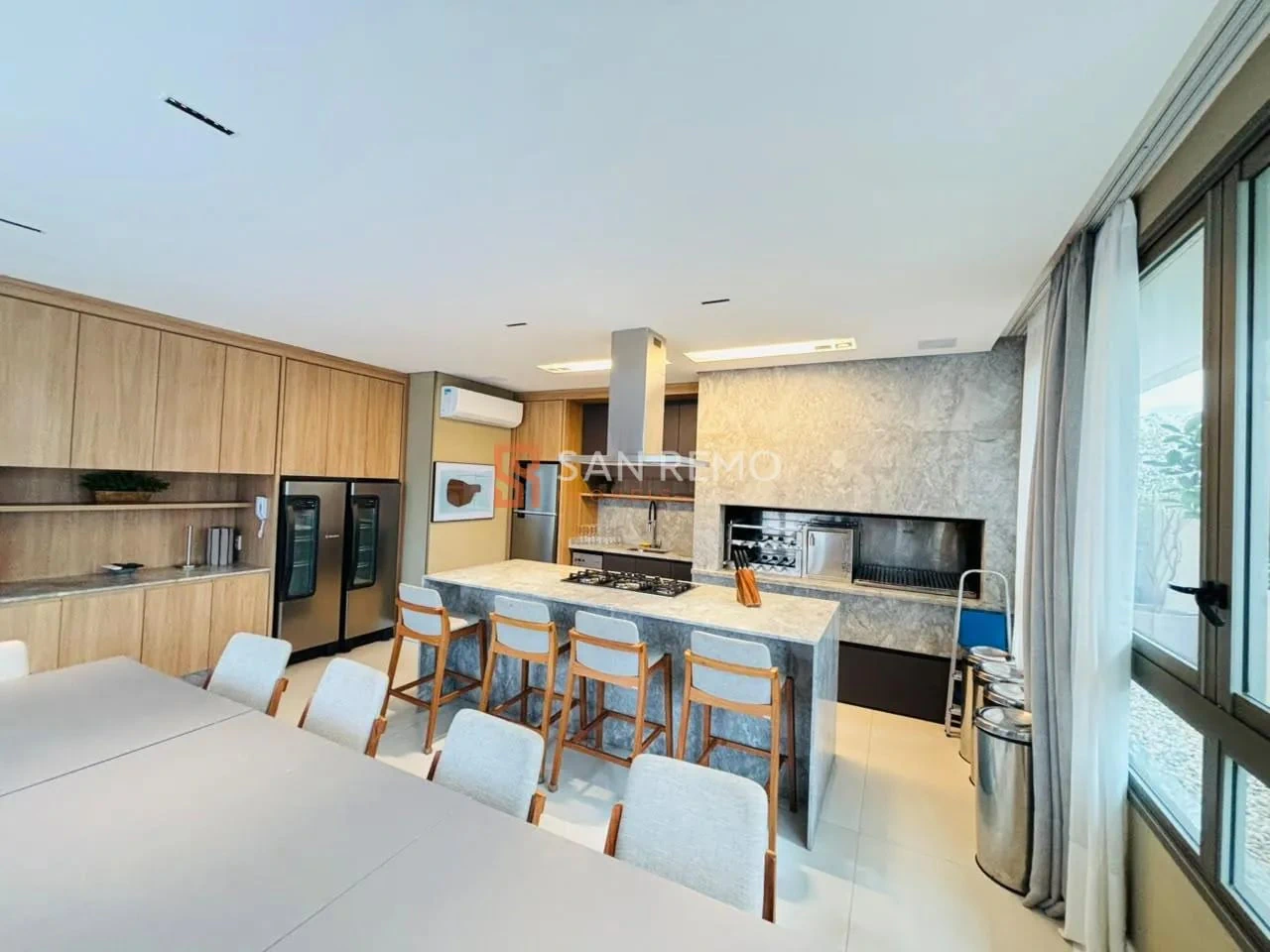 Furnished apartment, 95 m², with a grill on the balcony — photo 7
