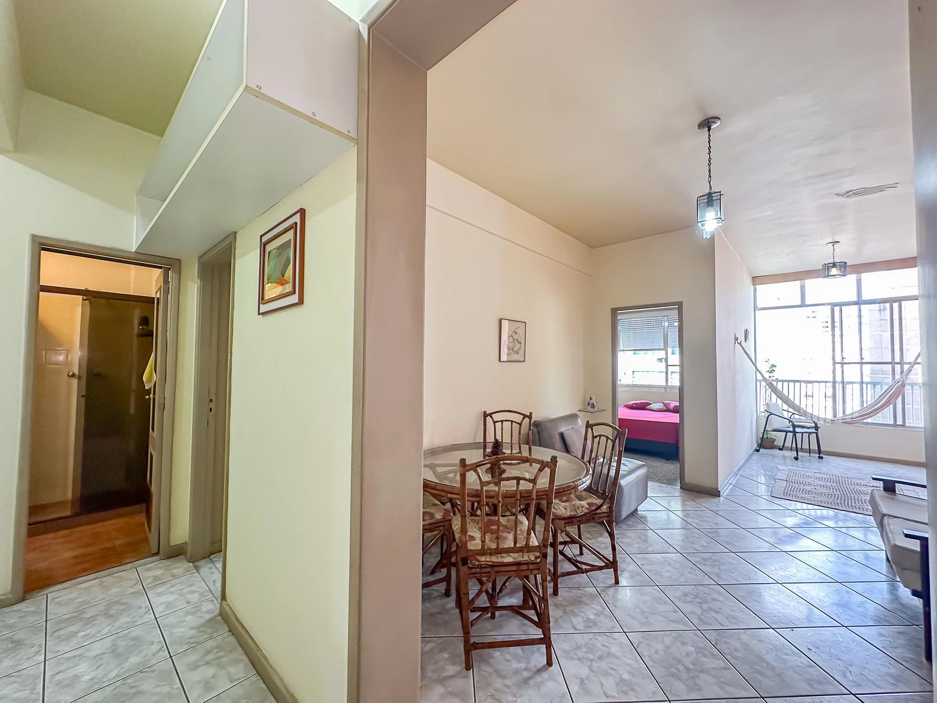 Furnished 2-bedroom apartment with separate kitchen — photo 55