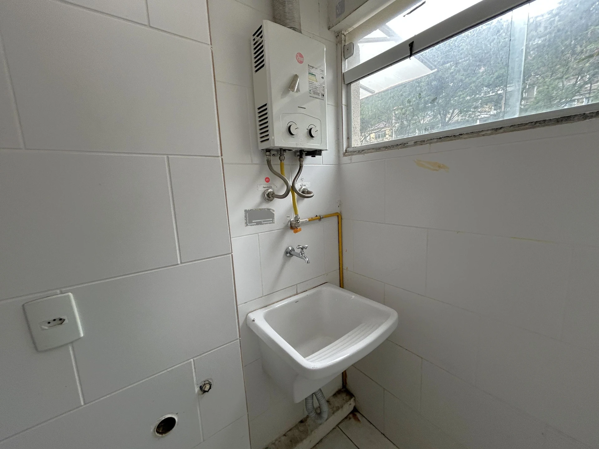 Apartamento sem mobília de 1 quarto com 2 banheiros — photo 18
