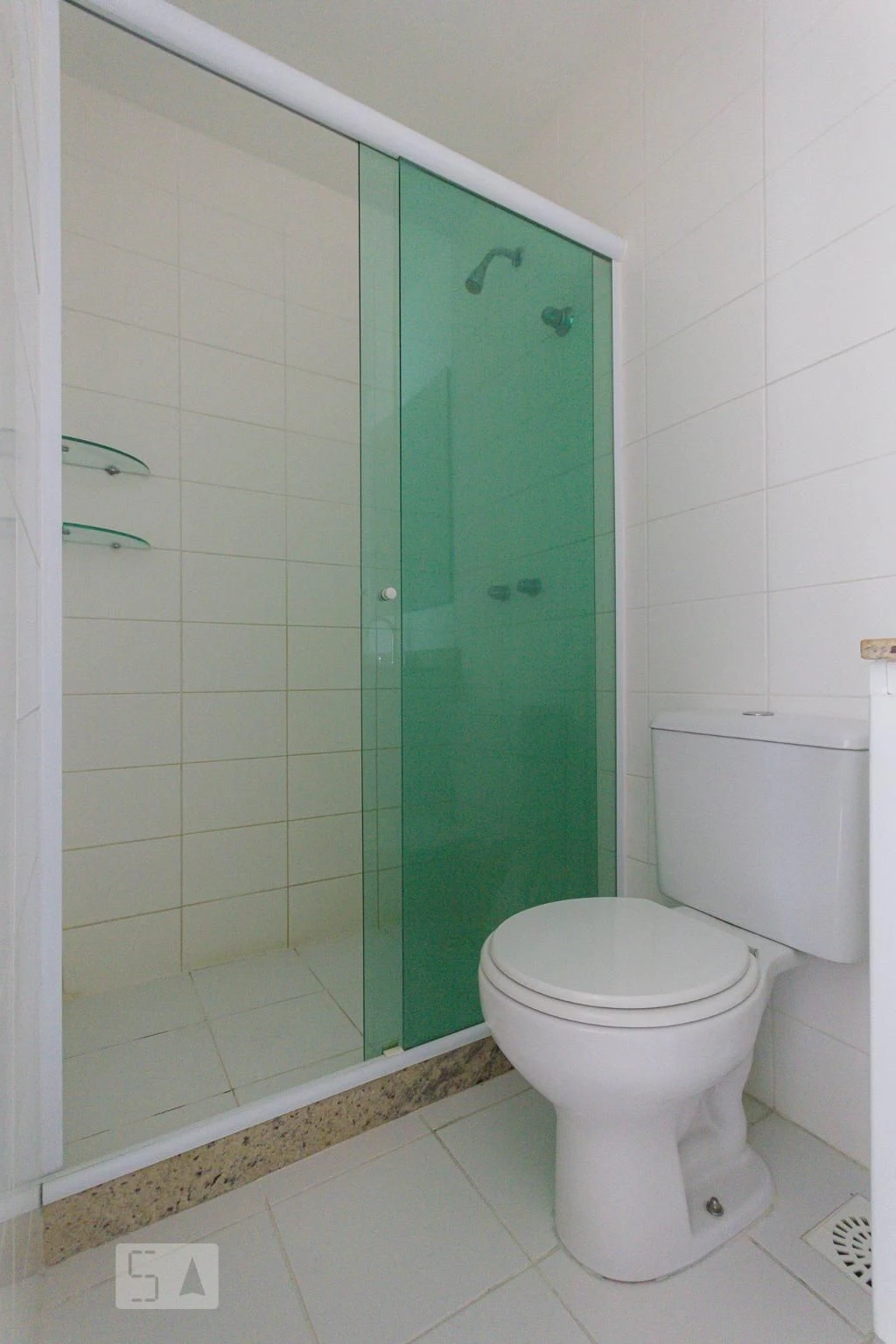 2-bedroom apartment with 1 en-suite and balcony BBQ — photo 37
