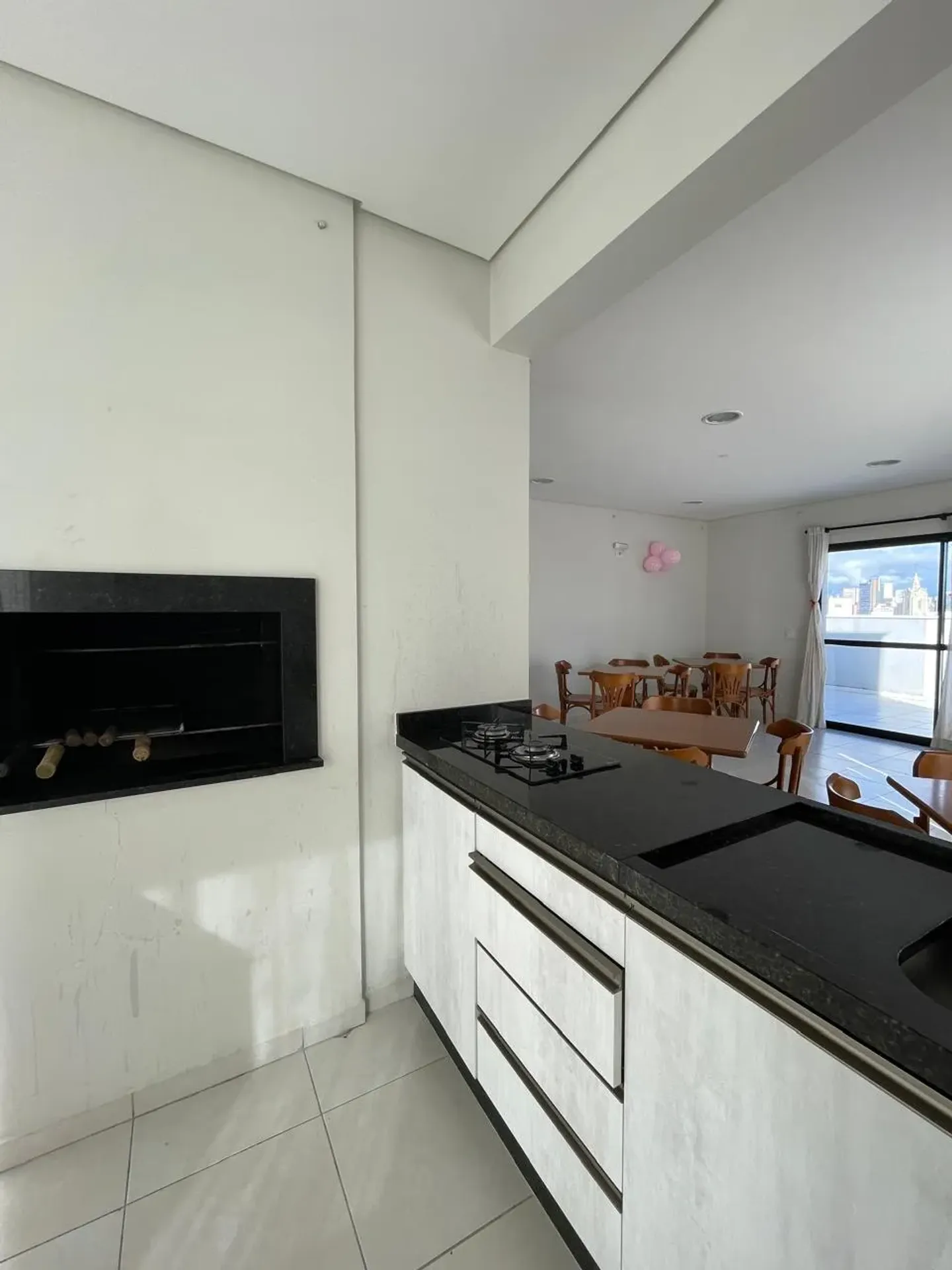 One-bedroom apartment with a dryer in Curitiba — photo 10