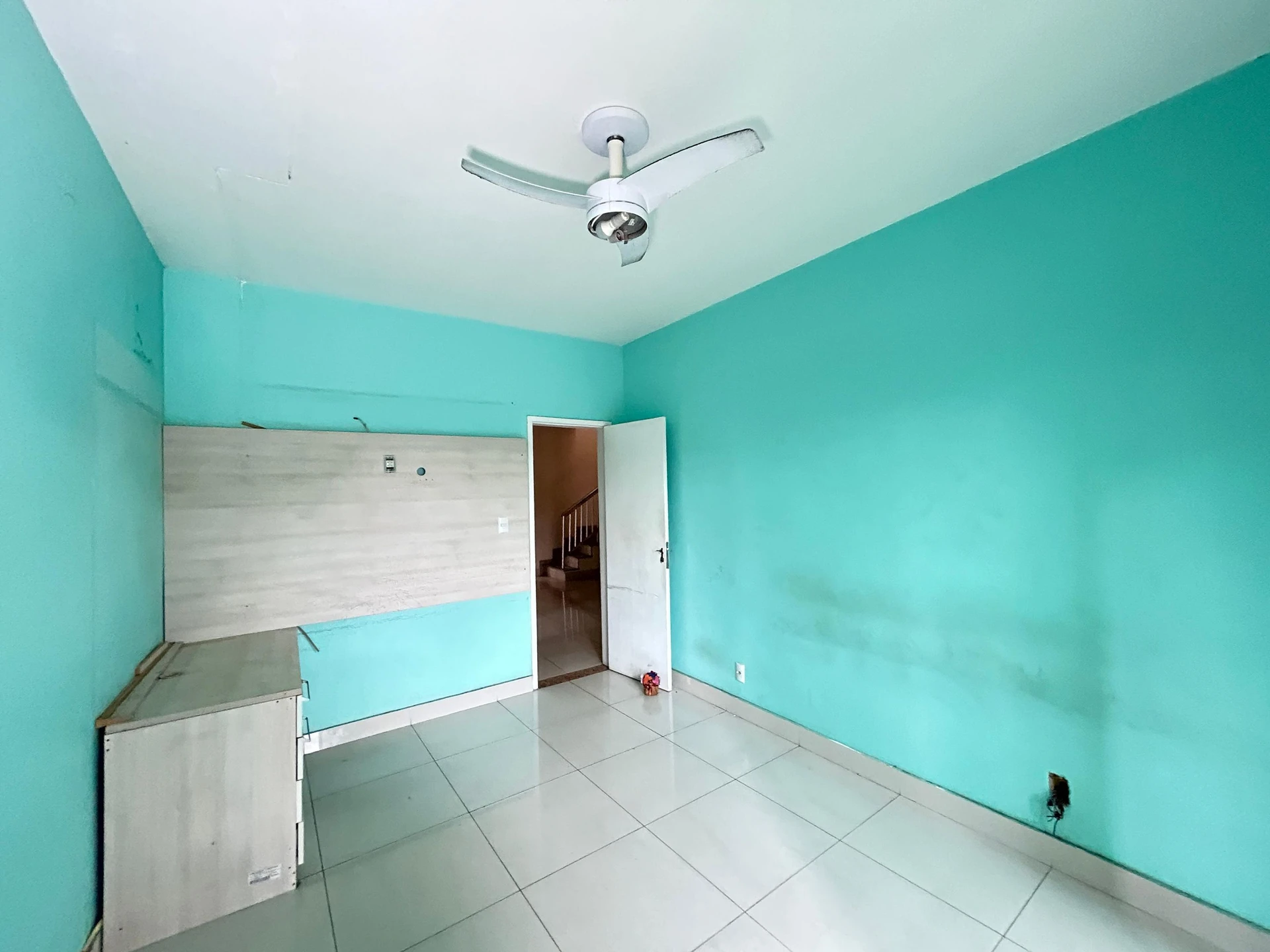 House, 300 m², with a walk-in closet — photo 15