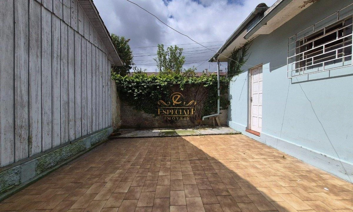 Bañera y 3 dormitorios: casa de 145 m² — photo 31