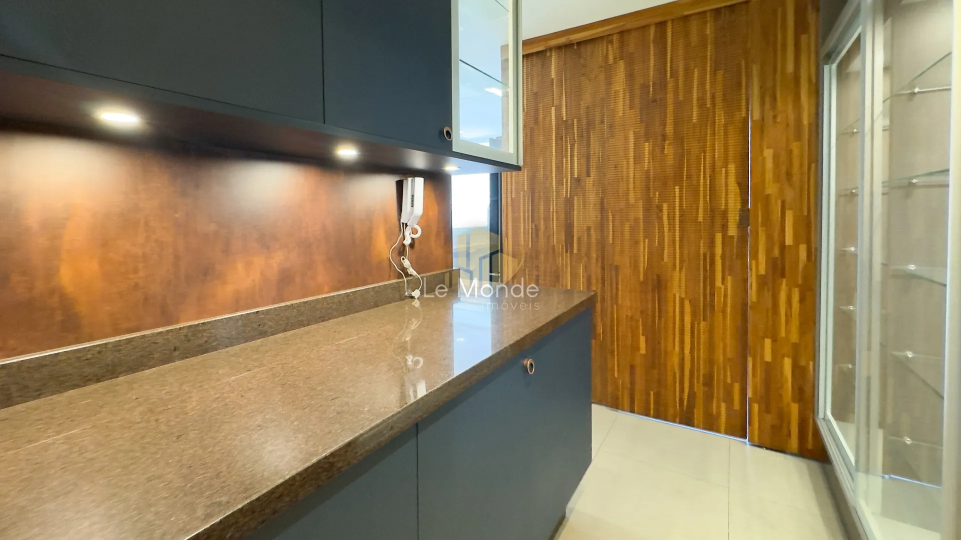 Duplex apartment with 3 bedrooms and 156 m² — photo 12