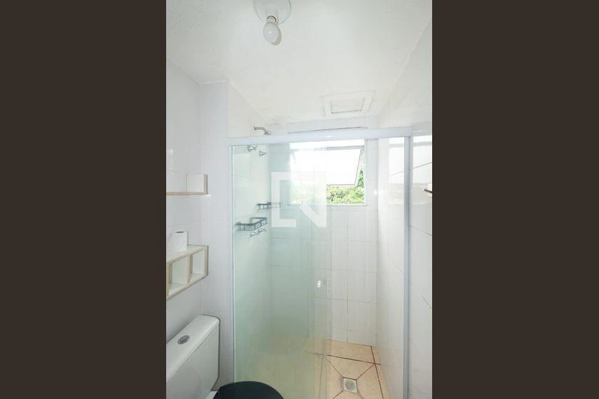 Apartamento de 2 quartos em condomínio com piscina — photo 19