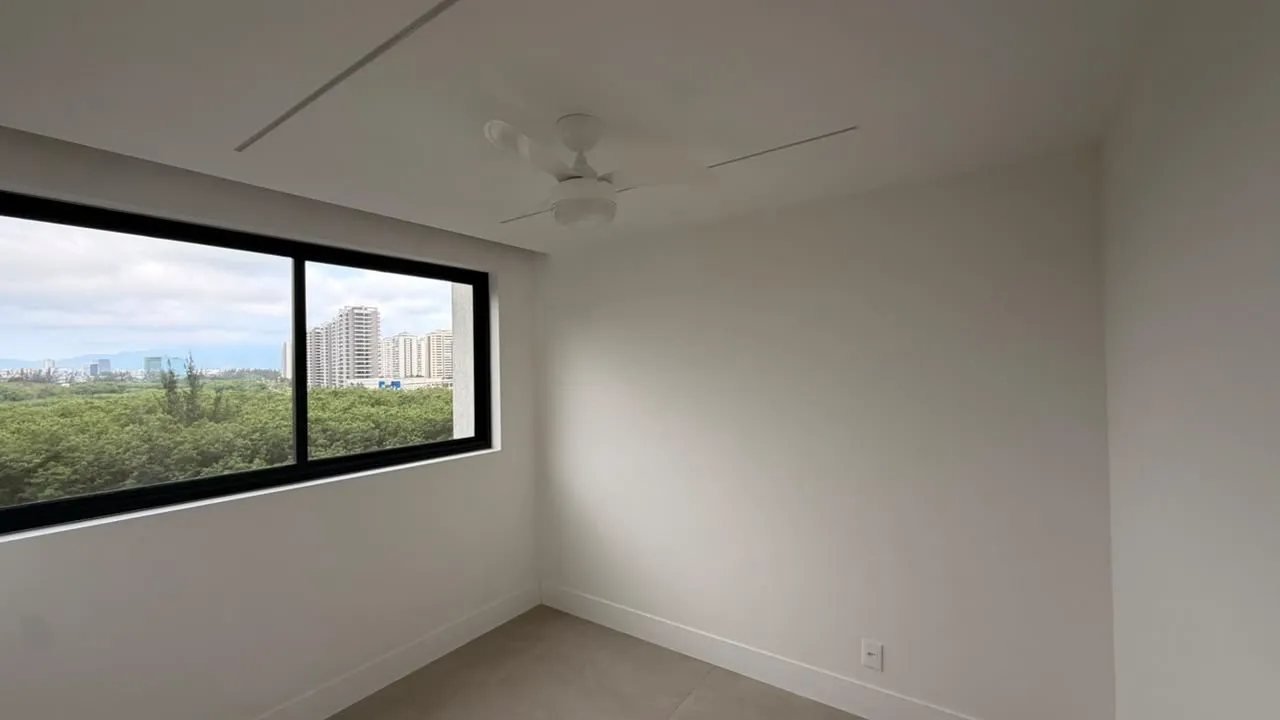 Apartamento com janelas do piso ao teto, Camorim — photo 11