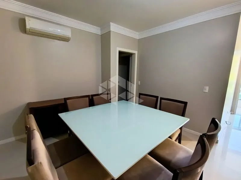 Mountain view in a 4-bedroom apartment, 150 m² — photo 24