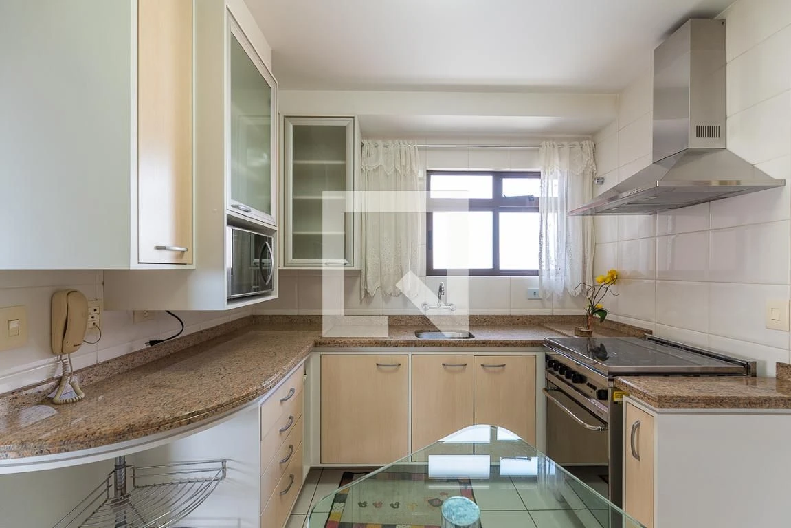 Furnished apartment, 130 m², with a jacuzzi — photo 58