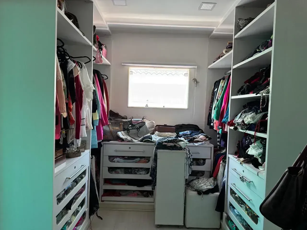Furnished house with 6 suites and a private garden — photo 50