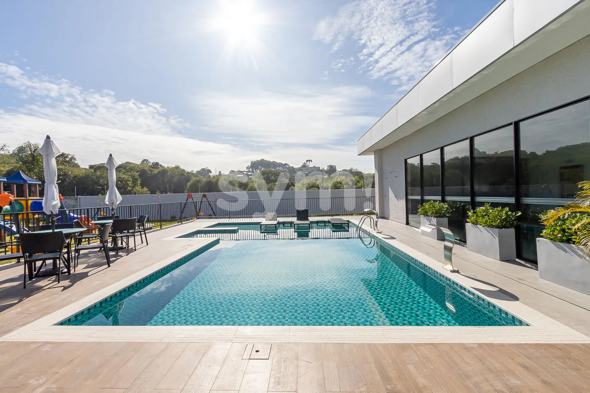 Ground-floor 160 m² house with 3 en-suites and private garden — photo 21