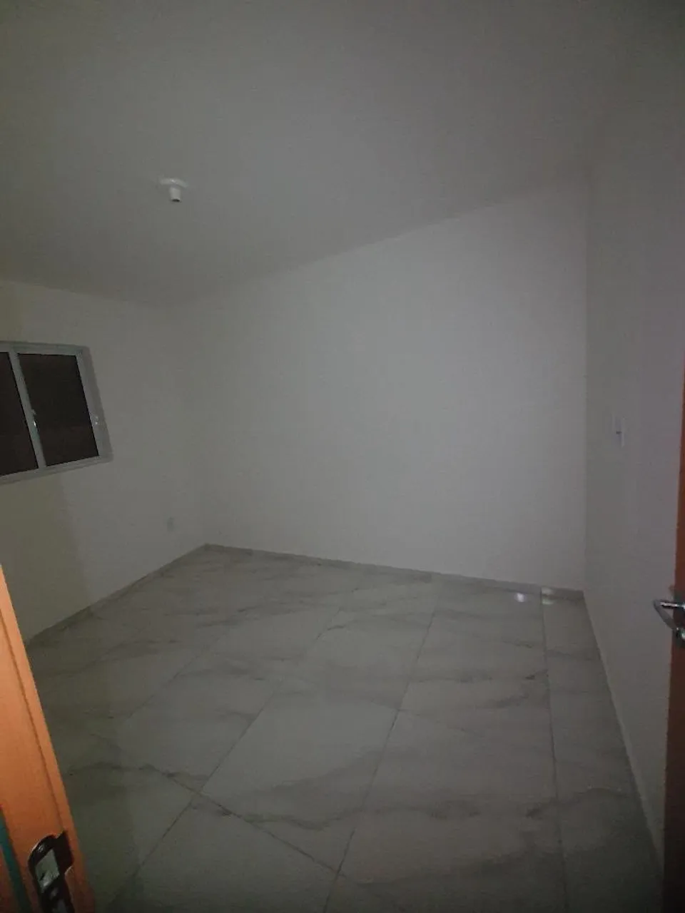 Unfurnished apartment with 2 bedrooms and 1 parking spot — photo 3