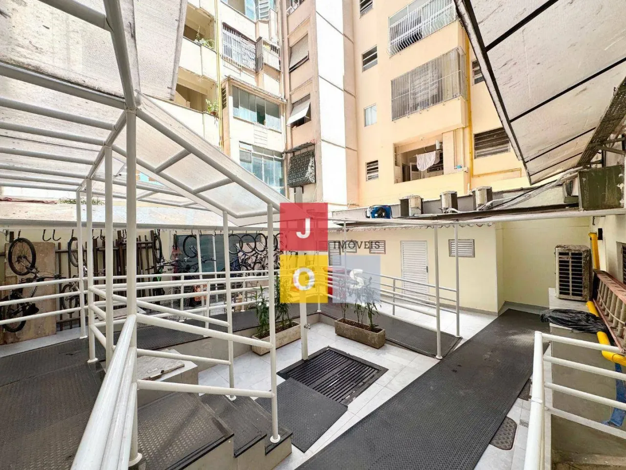 Furnished 1-bedroom apartment, 27 m² — photo 6
