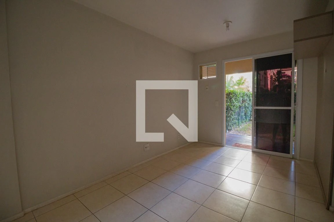 Furnished apartment, 75 m², with a walk-in closet — photo 16