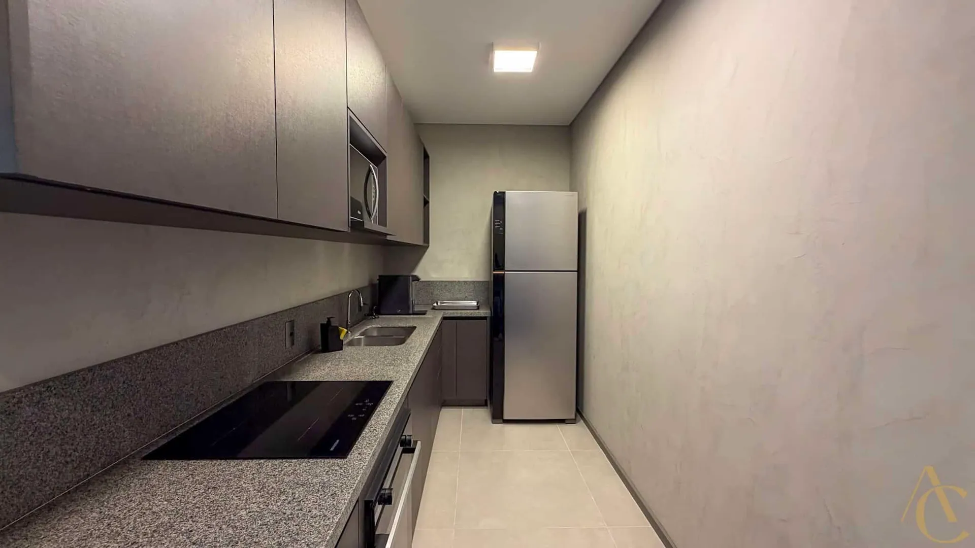 Glass-enclosed balcony in a 2-bedroom apartment, 69 m² — photo 57