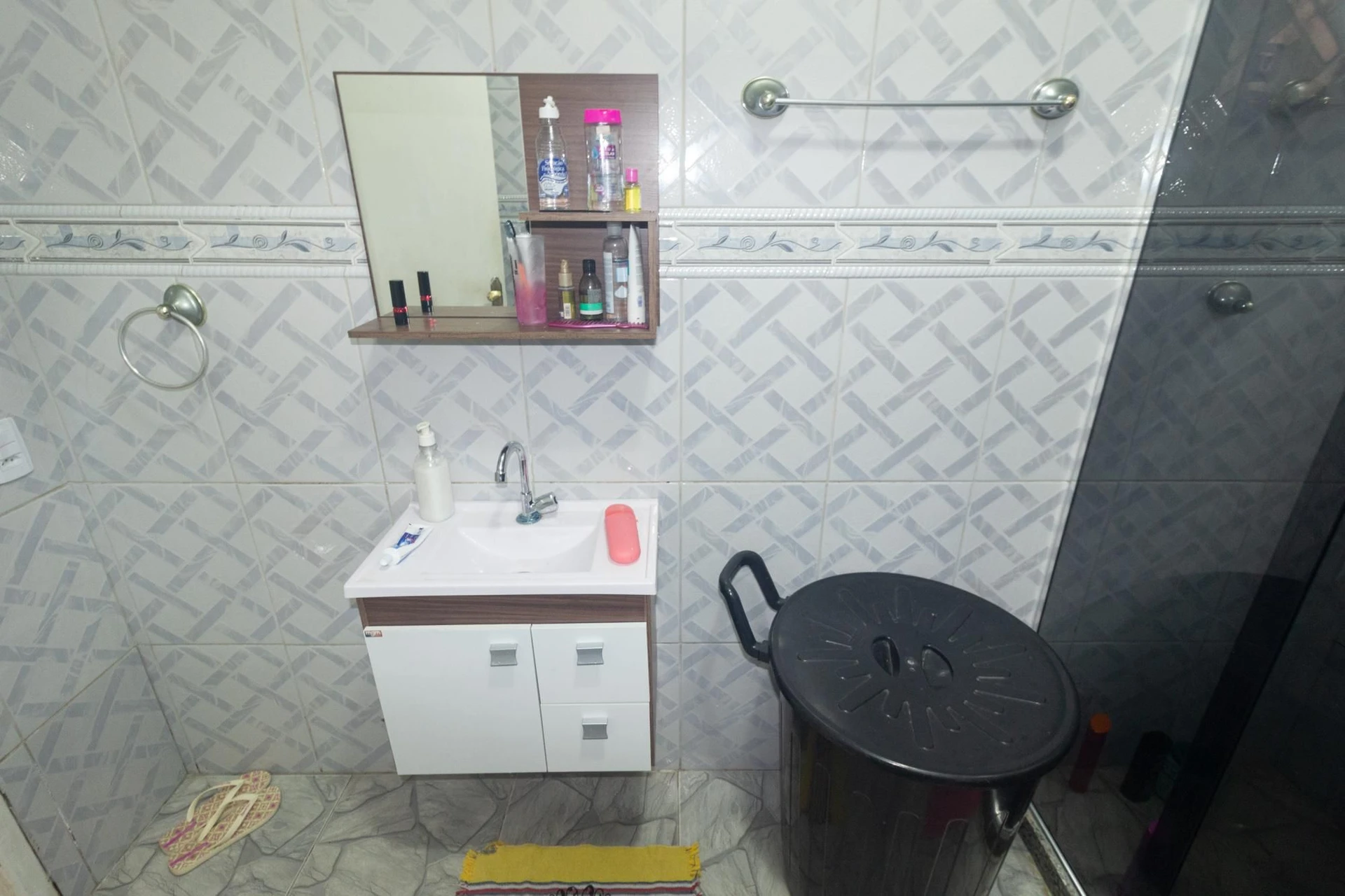 360 m² house with a home office and a garden — photo 72