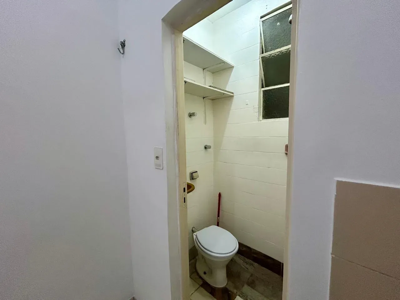 Wood or laminate floors in a 2-bedroom apartment, 59 m² — photo 12