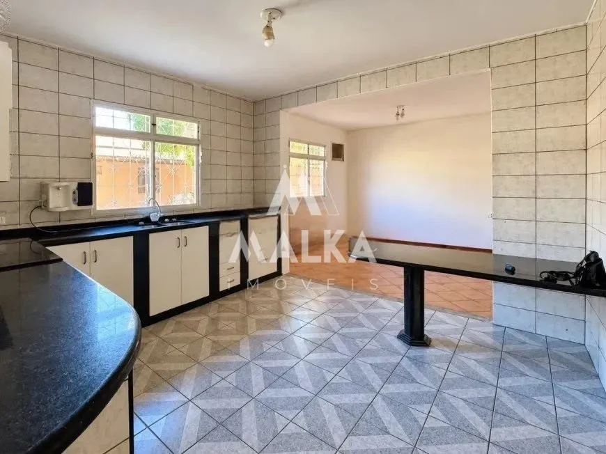 5-bedroom house with a bathtub in Florianópolis — photo 19