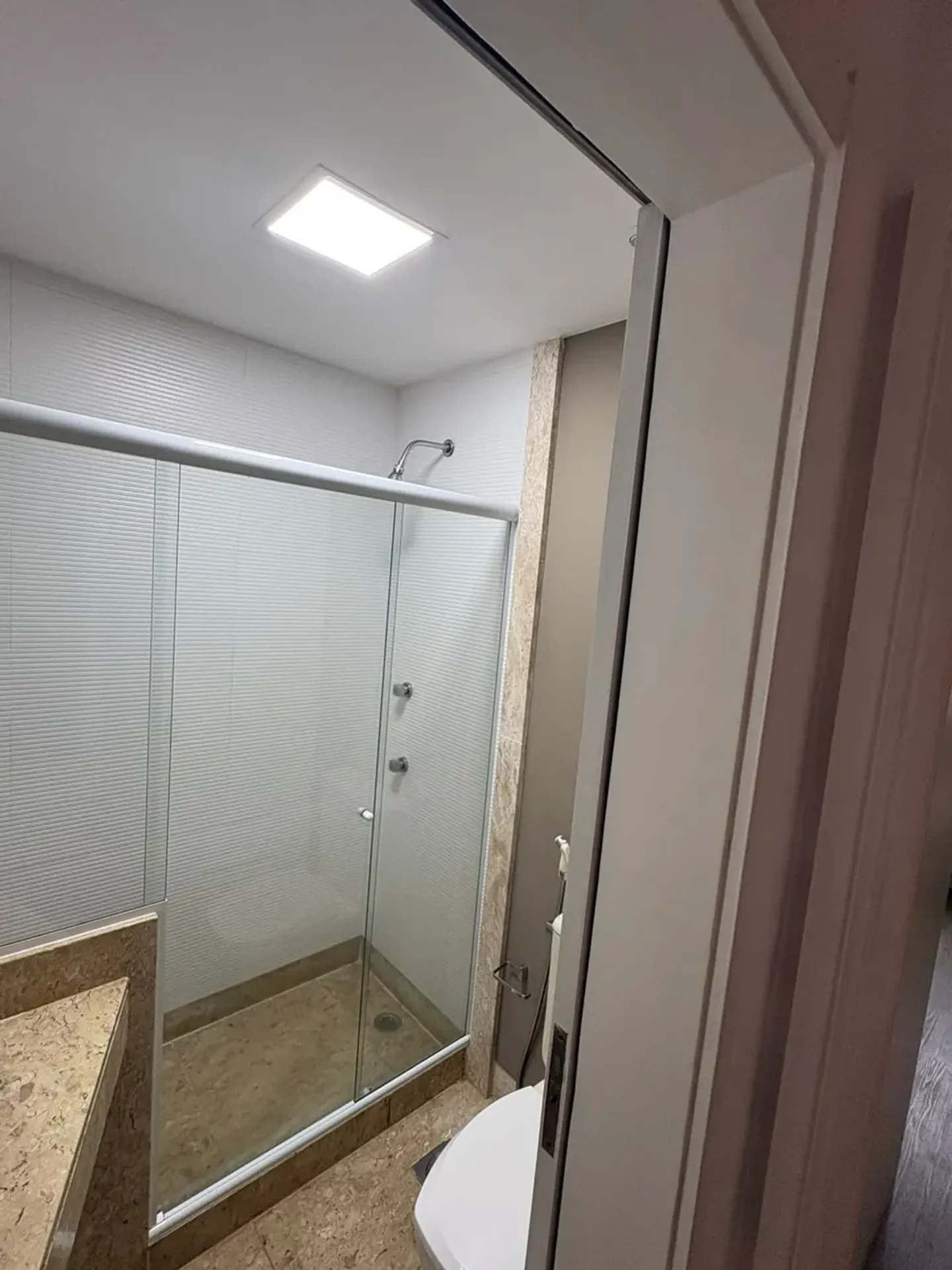 Apartment, 92 m², with a glass-enclosed balcony — photo 2