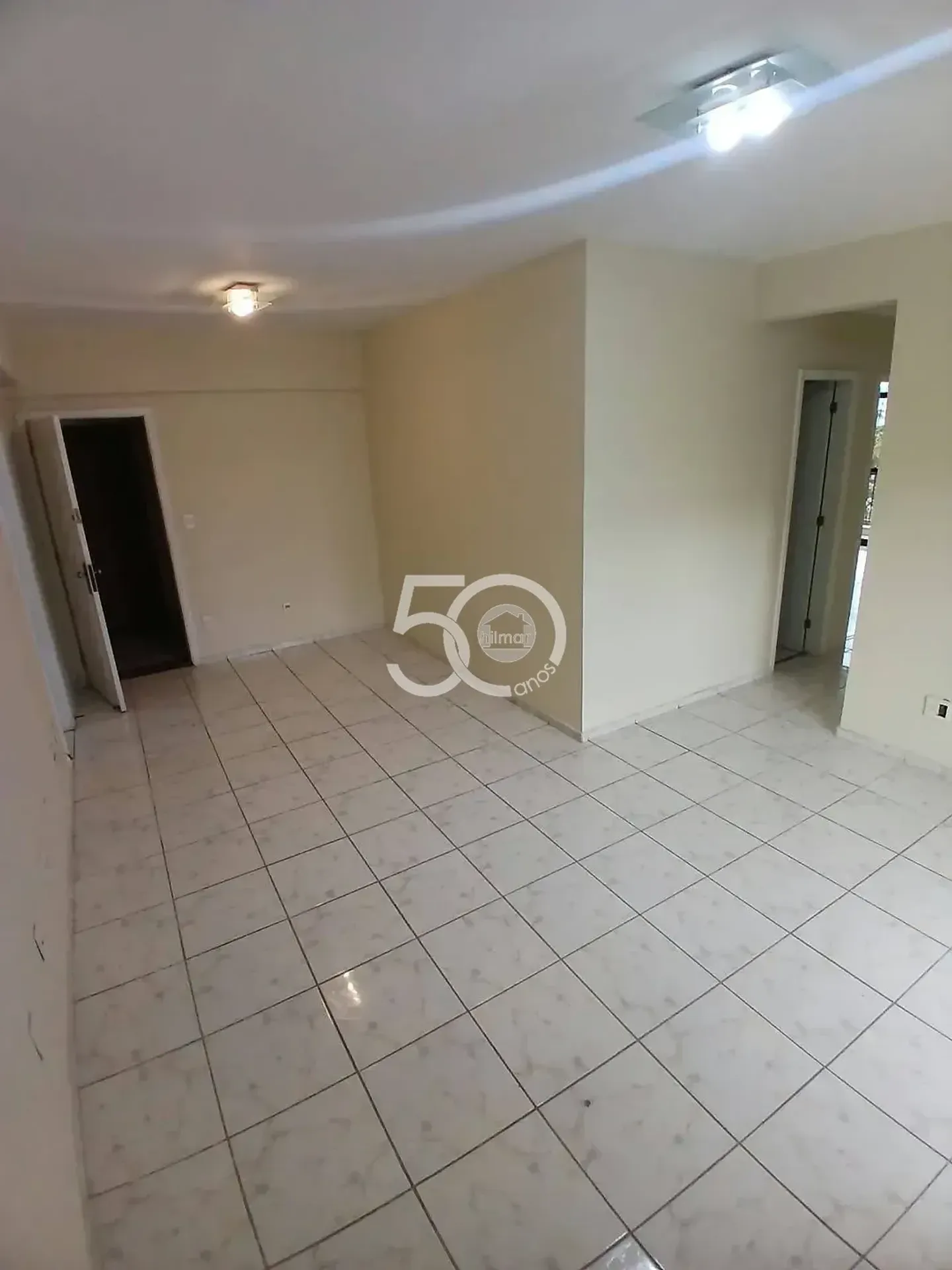 98 m² apartment with 3 bedrooms and 2 garage spaces — photo 14