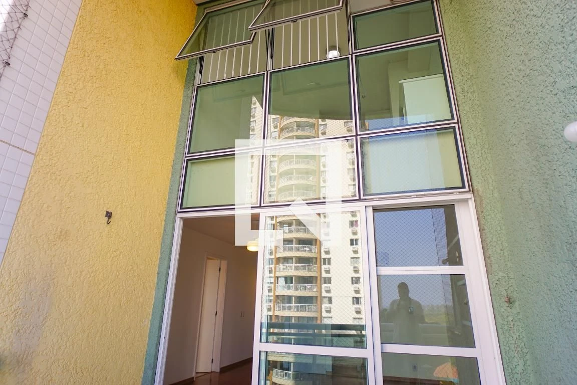 Apartamento sem mobília com 2 quartos e varanda fechada — photo 14