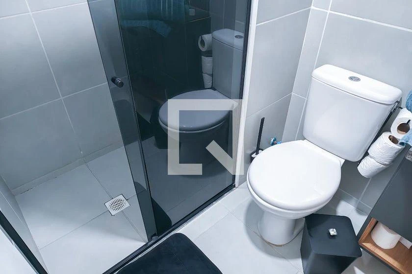 Apartamento amueblado de 1 dormitorio con 35 m² y balcón cerrado — photo 41