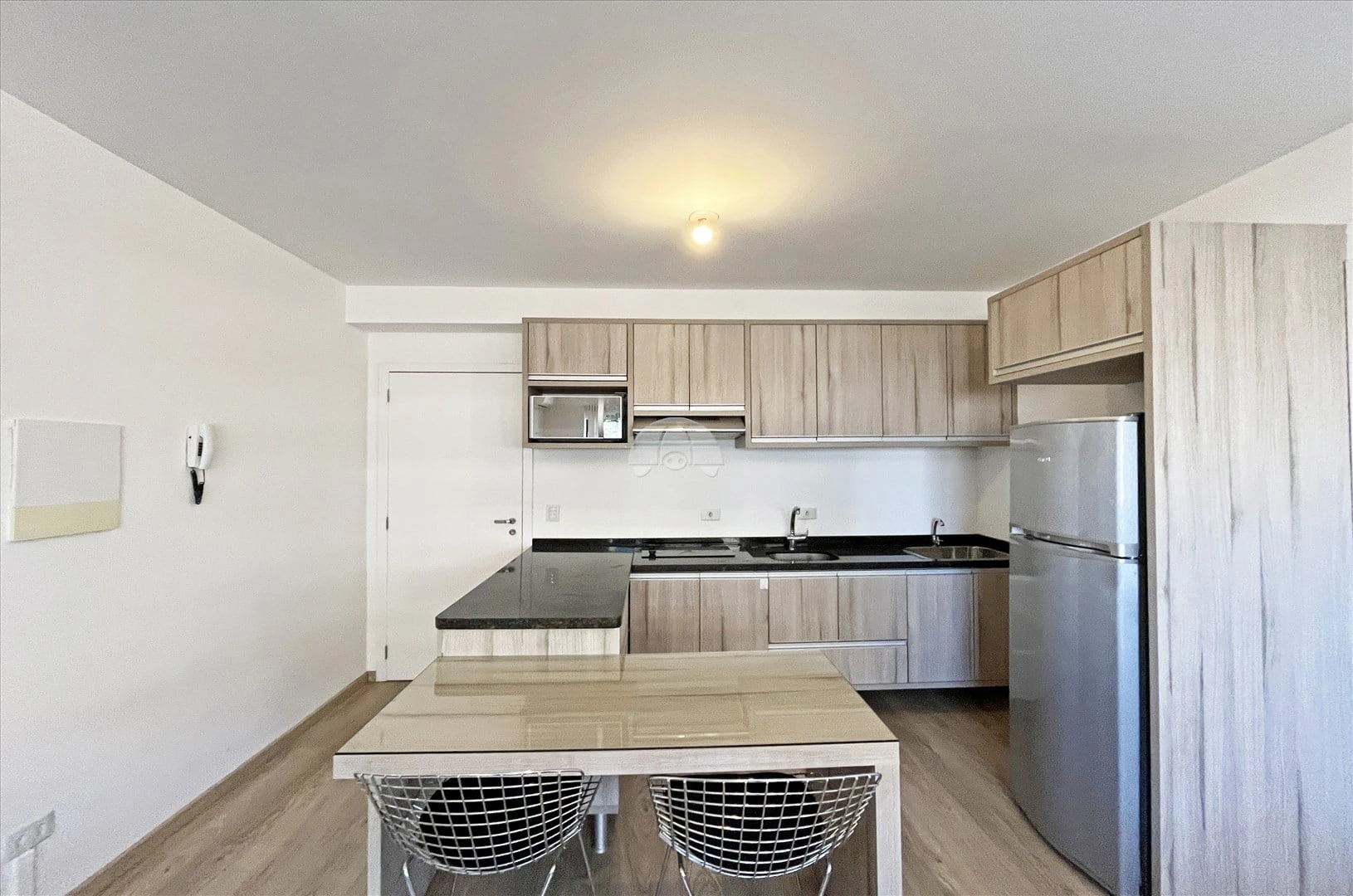 Studio mobiliado de 34 m² com cozinha integrada — photo 5