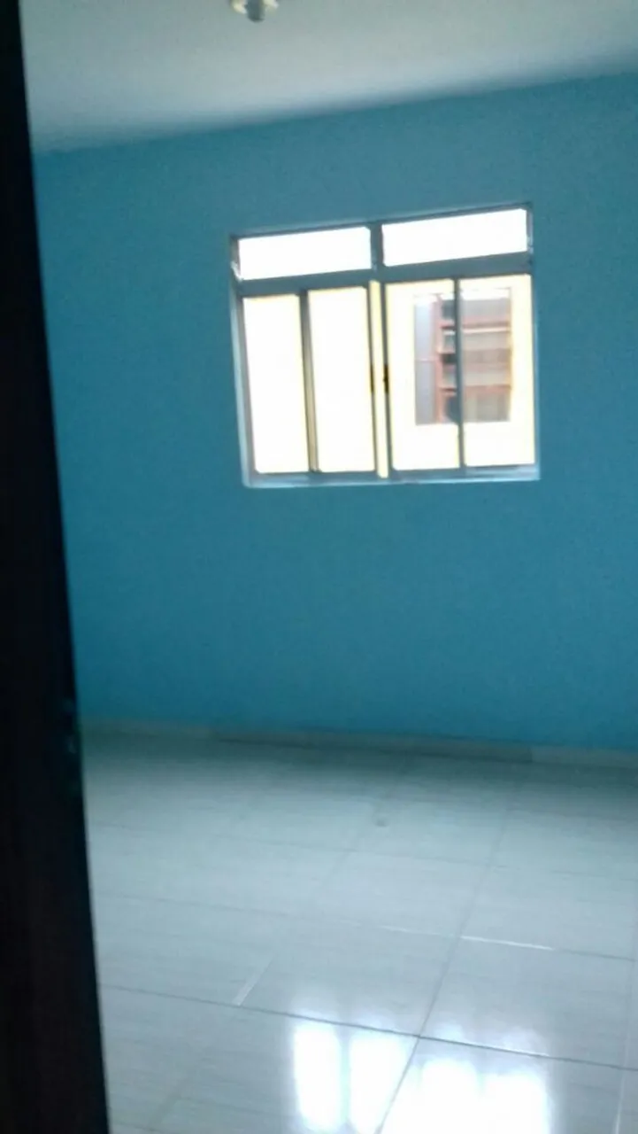 1-bedroom apartment with 1 bathroom and a small kitchenette — photo 3