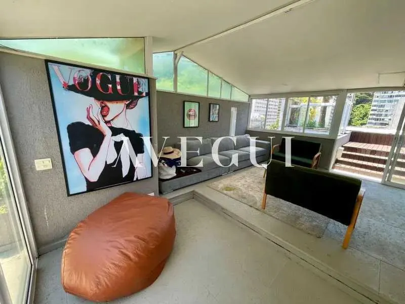 Triplex penthouse with 5 bedrooms and 5 bathrooms — photo 17