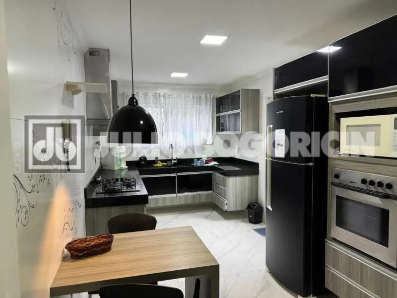 Furnished house with open-plan kitchen and 4 bedrooms — photo 2