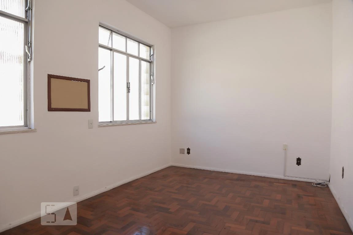 Casa com cozinha separada, 4 quartos e 3 banheiros — photo 13