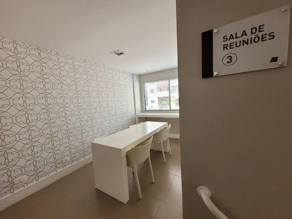 3-bedroom apartment with a park view — photo 41