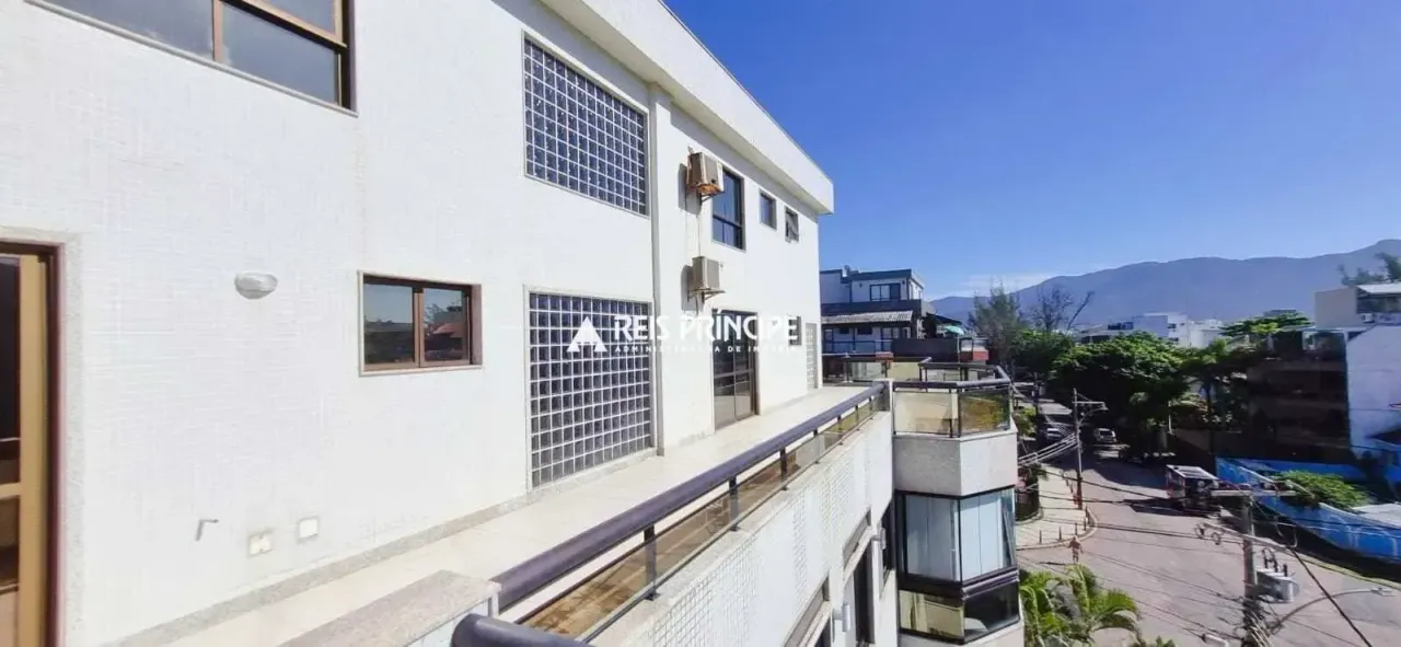 Furnished apartment with 3 bedrooms and 5 bathrooms — photo 11