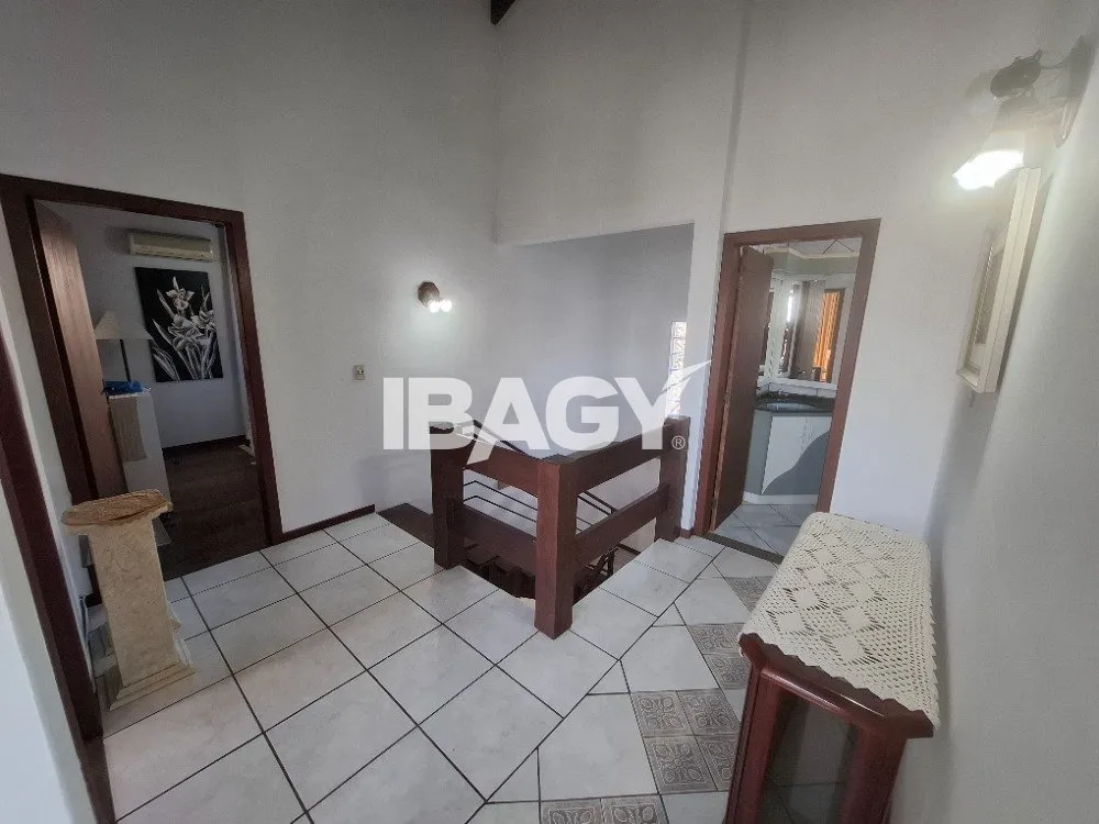 Furnished house with 5 bedrooms, 2 suites and 2 parking — photo 47
