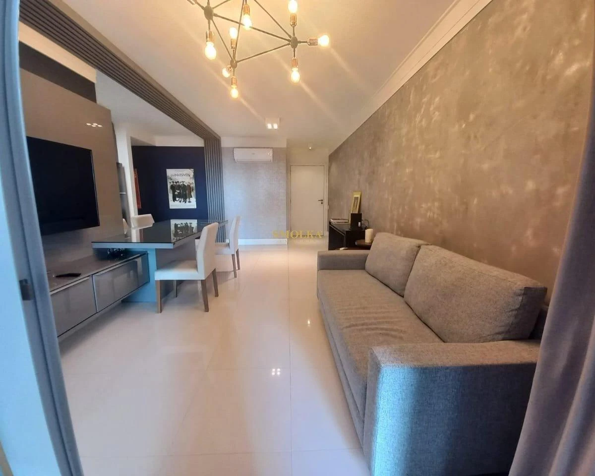 Apartamento com janelas do piso ao teto, Agronômica — photo 13