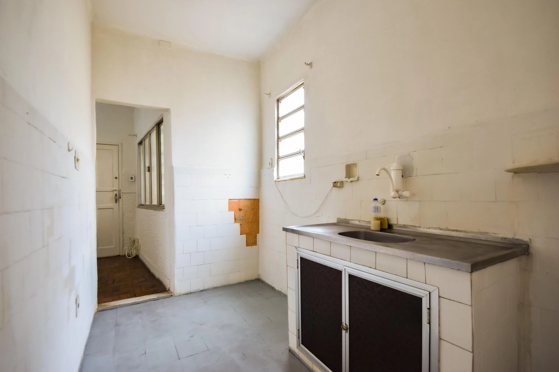 Apartment, 42 m², with wood or laminate floors — photo 9