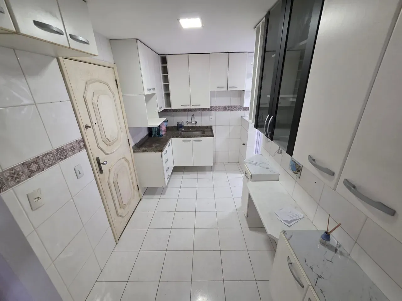 3-bedroom apartment, 1 with its own bathroom, 127 m² — photo 2