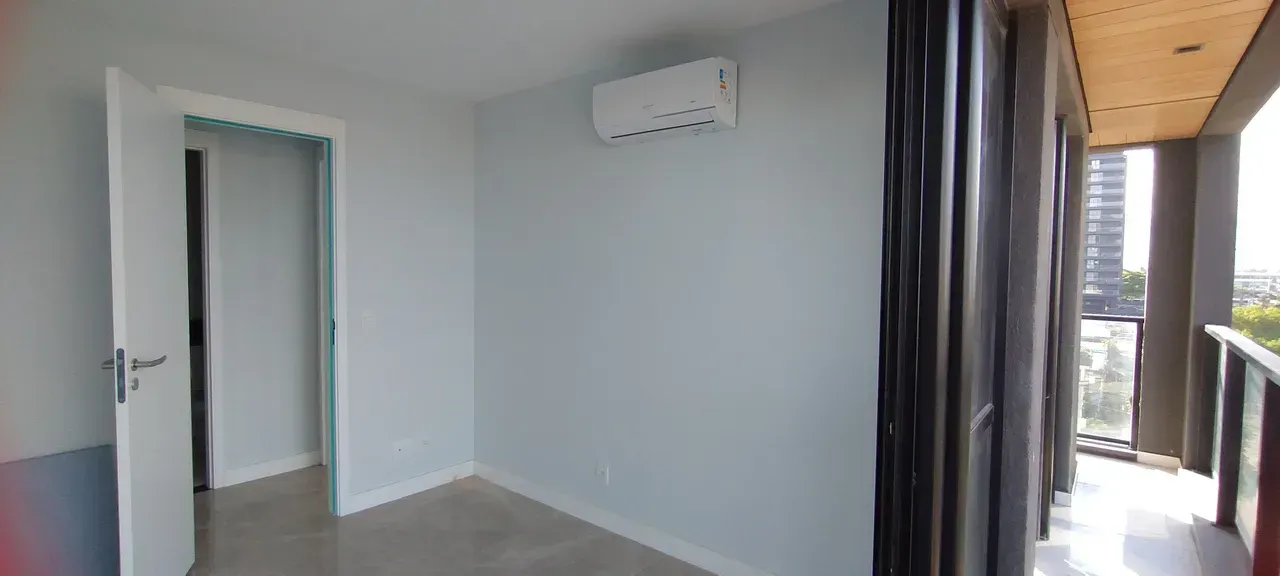 Unfurnished 2-bedroom apartment with open-plan kitchen — photo 6