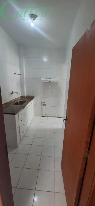 Apartment, 64 m², with wood or laminate floors — photo 2