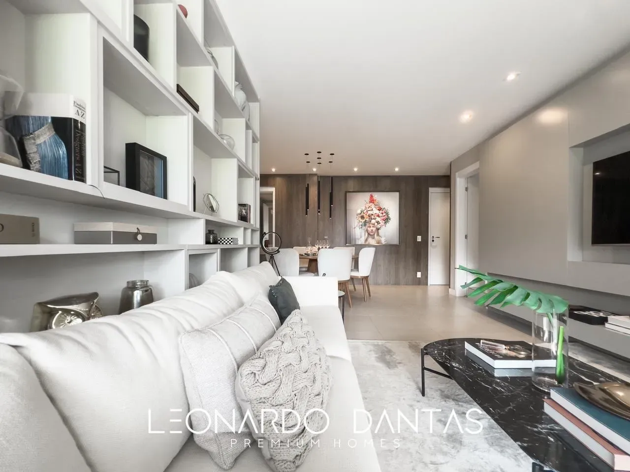 Furnished apartment with a closed kitchen and 4 bedrooms — photo 24