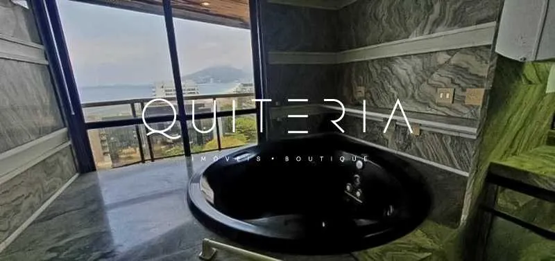 Triplex penthouse with 4 bedrooms and 5 bathrooms — photo 13