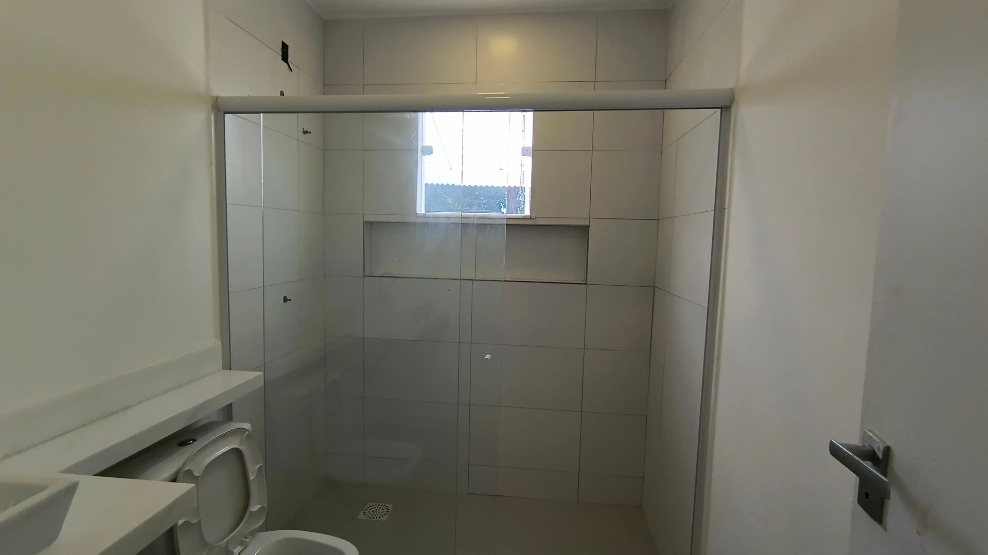Casa sem mobília com 3 quartos, quintal e churrasqueira — photo 19