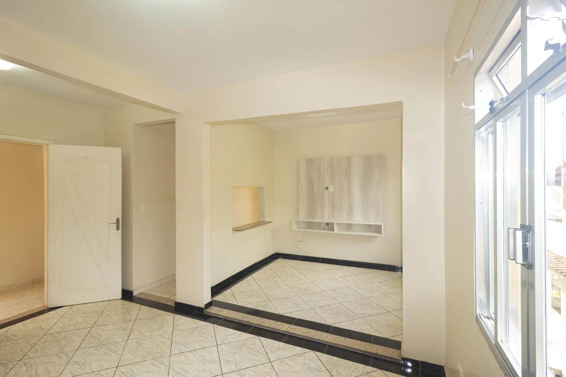 2 quartos e vista para as montanhas: apartamento de 93 m² — photo 7