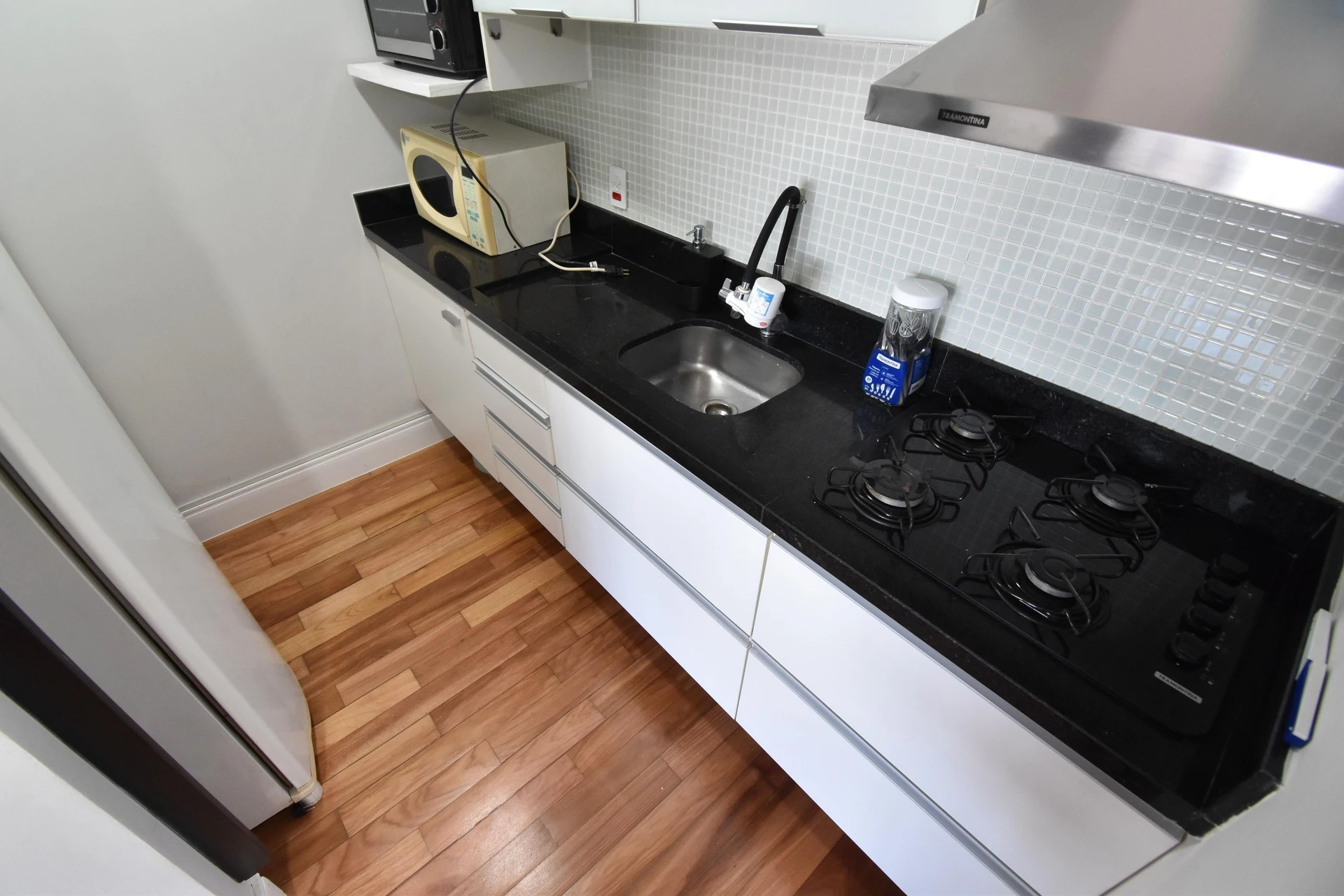 Furnished apartment, 52 m², with a washing machine — photo 3